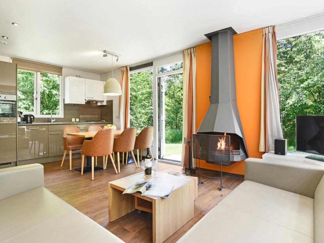 Luxury 4-Person Bungalow In The Holiday Park Landal Twenhaarsveld Holten Extérieur photo