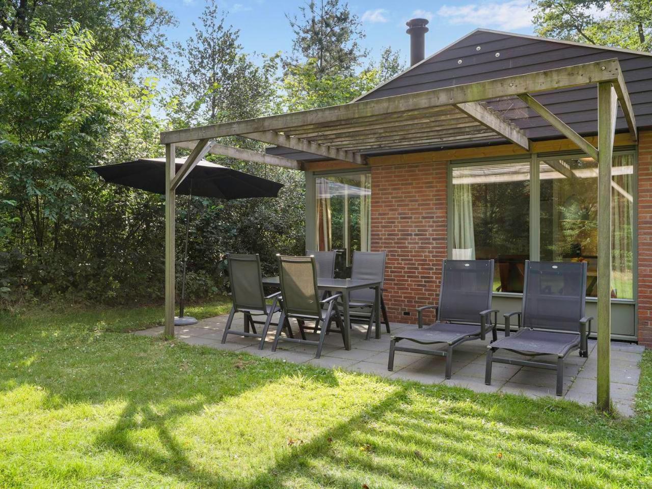 Luxury 4-Person Bungalow In The Holiday Park Landal Twenhaarsveld Holten Chambre photo