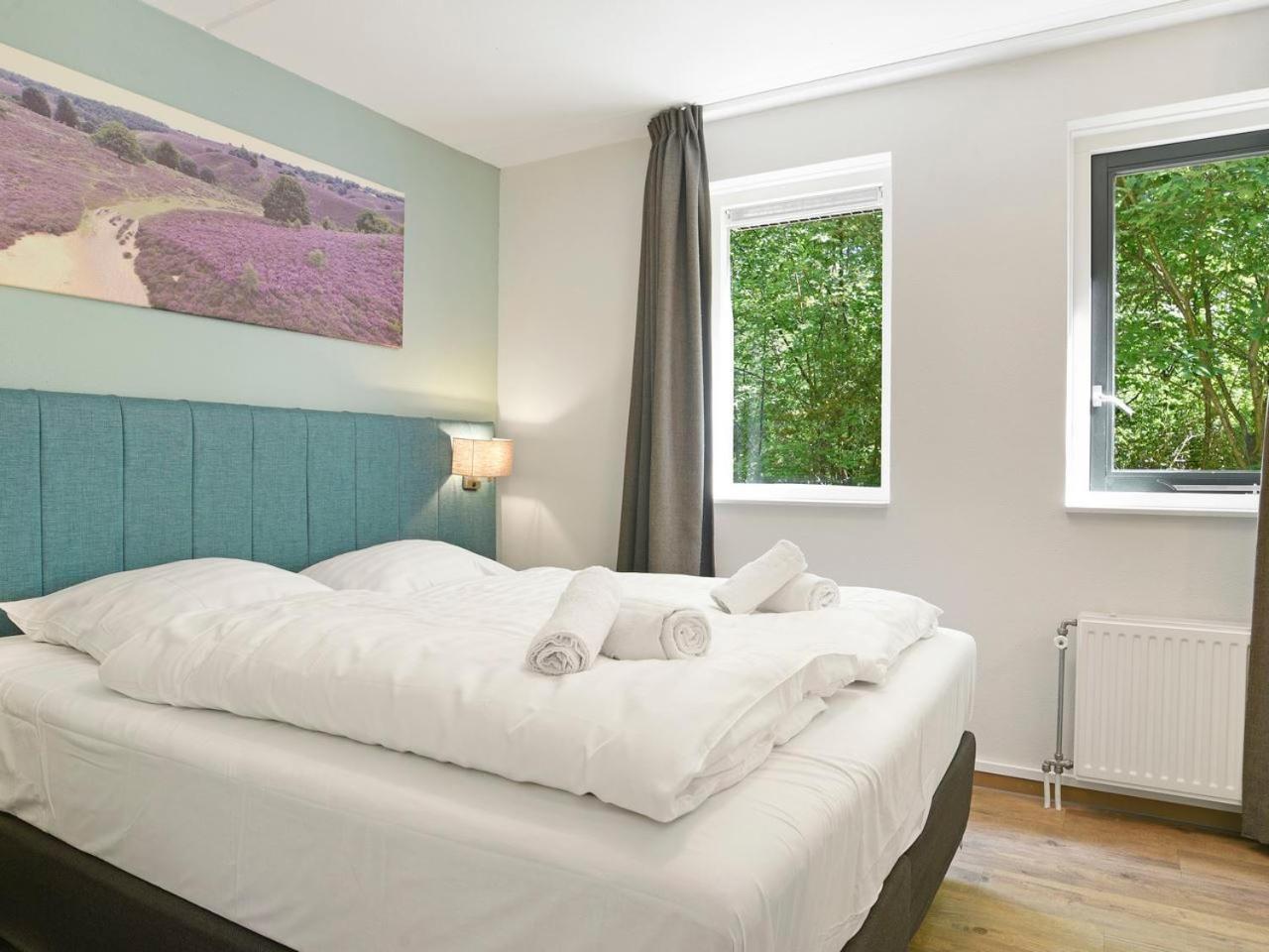 Luxury 4-Person Bungalow In The Holiday Park Landal Twenhaarsveld Holten Extérieur photo