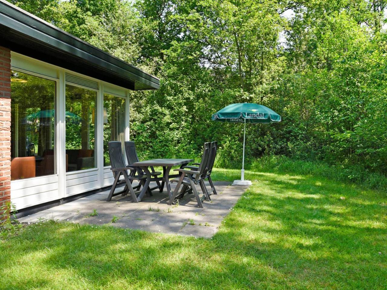 Luxury 4-Person Bungalow In The Holiday Park Landal Twenhaarsveld Holten Chambre photo