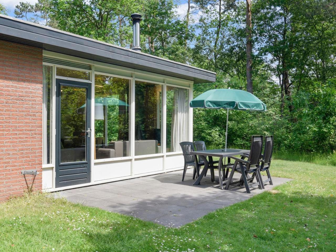 Luxury 4-Person Bungalow In The Holiday Park Landal Twenhaarsveld Holten Chambre photo