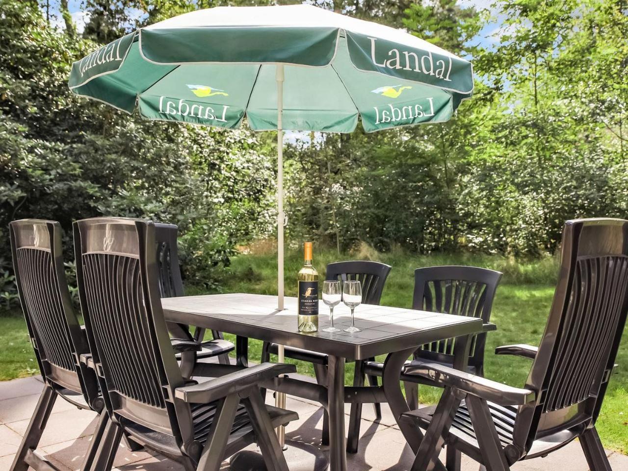 Luxury 4-Person Bungalow In The Holiday Park Landal Twenhaarsveld Holten Chambre photo