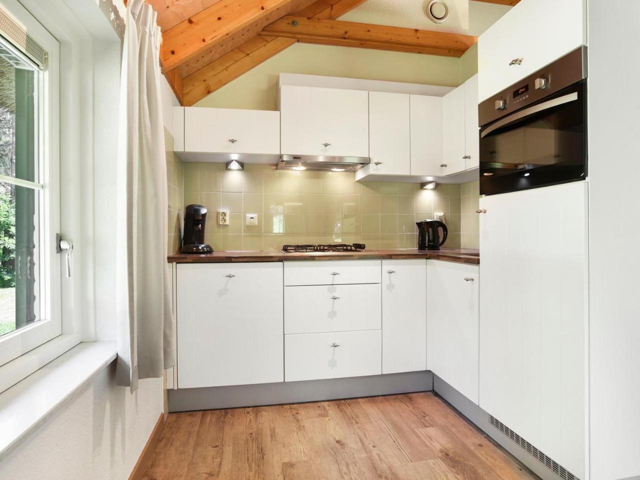 Luxury 4-Person Bungalow In The Holiday Park Landal Twenhaarsveld Holten Chambre photo