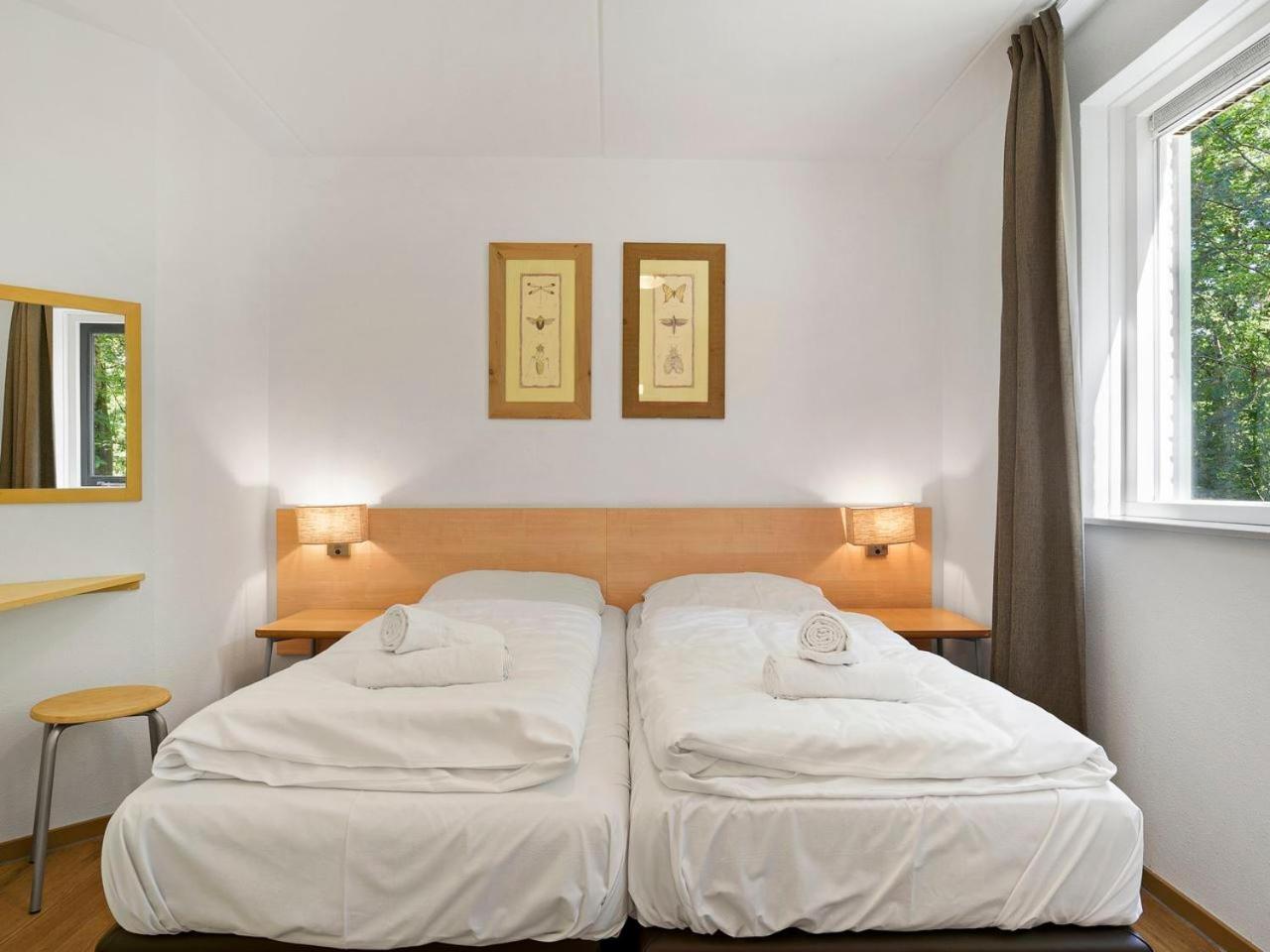 Luxury 4-Person Bungalow In The Holiday Park Landal Twenhaarsveld Holten Chambre photo