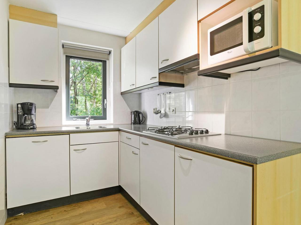 Luxury 4-Person Bungalow In The Holiday Park Landal Twenhaarsveld Holten Chambre photo