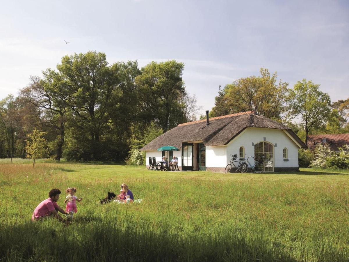 Luxury 4-Person Bungalow In The Holiday Park Landal Twenhaarsveld Holten Extérieur photo